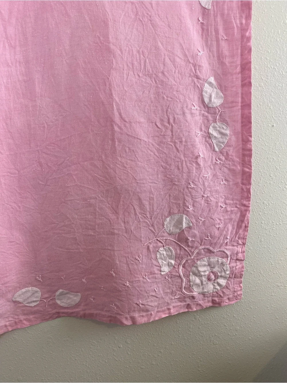 Vintage embroidered pink